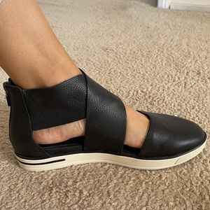 Brand New Eileen Fisher Leather Sandal